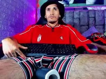 Chaturbate Live Sex Cam of axell_cross2