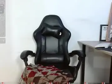 Chaturbate Live Sex Cam of camiangel69