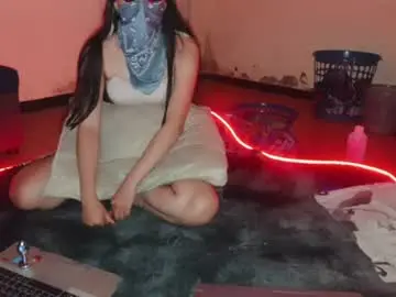 Chaturbate Live Sex Cam of moonvelvetduo