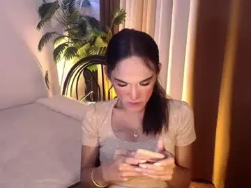 Chaturbate Live Sex Cam of sweet_marry143
