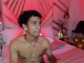 Chaturbate Live Sex Cam of marckthompson