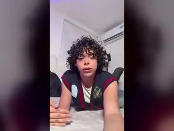 Chaturbate Free Porn Cam of timmyshy