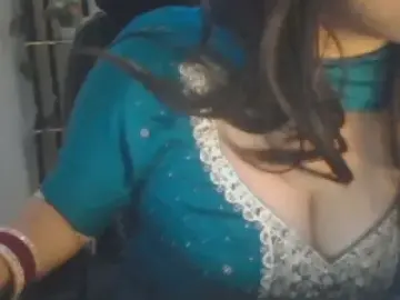 Dscgirls Adult Webcams of Urvashii