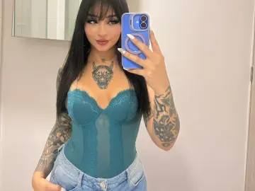 Imlive Adult Video Chat of ScarlettWalker_