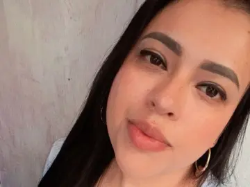 Imlive Sex Chat of Luna_Lipsy