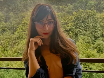 Imlive Private Sex Chat of SarraJoyX