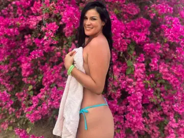 Imlive Free Porn Cam of Natalie_Blakee