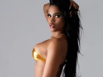 Imlive Watch Live Sex Cams of MadisonHoliiday