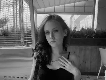 Imlive Nude Webcam of Julia_Keller