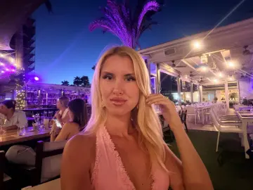 Imlive Free Live Porn of Monica136610