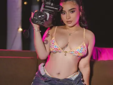 Imlive Live Sex Cam of Connie4