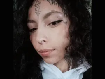 Imlive Live Sex Cam of MissLaurie
