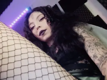 Imlive Nude Webcam of MissLaurie
