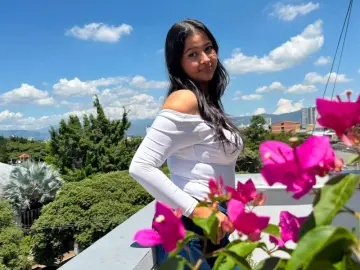 Imlive Sex Cam of Angie_Williams