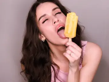 Imlive Free Live Porn of KatyXX