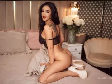 Imlive Live Porn of NicoleKateeePlay