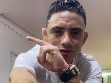 Imlive Best Webcam of CarlosSpecter1