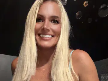Imlive Adult Webcam of PageWest
