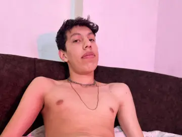 Imlive Free Porn Cam of Aerosstrock69