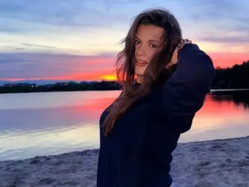 Livejasmin Live Sex of CarlyFelde