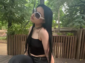 Livejasmin Adult Video Chat of ShemikaGnerre