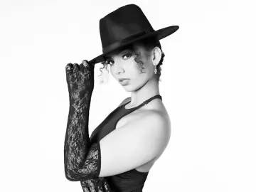 Livejasmin Free Porn Cam of VeraBellucci