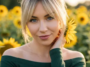 Livejasmin Live Sex Cam of LunaLawrence