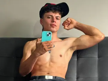 Livejasmin Sex Cam of AlexBetancourt