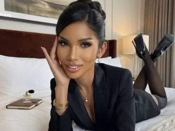 Livejasmin Live Sex Cam of ShantalMolly