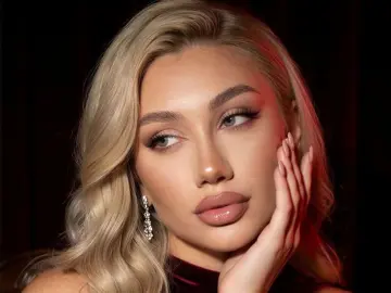 Livejasmin Live Sex Cam of RosalinLafayette