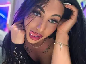 Myfreecams Free Porn Cam of HAZZELL