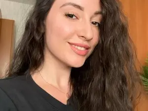 Myfreecams Live Sex of Laura_Schwarz