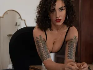 Myfreecams Free Live Porn of MissAveryBlue