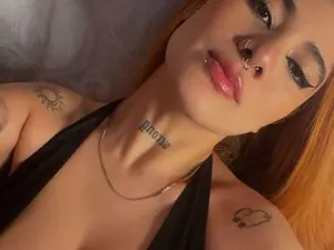 Myfreecams Adult Webcams of Evelyn_rey