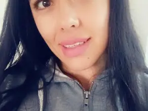 Myfreecams Live Sex of Clau_squirt34