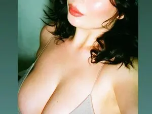 Myfreecams Watch Live Sex Cams of Anna_luvv