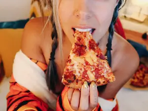 Myfreecams Best live sex cam show of AprilJames