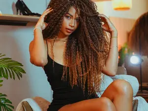 Myfreecams Live Sex of Nayah_