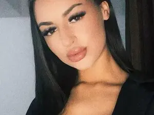 Myfreecams Free Porn Cam of Ella_Luxe