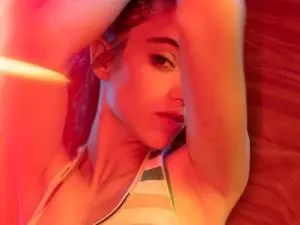 Myfreecams Watch Live Sex Cams of NaomiDee