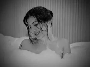 Myfreecams Sex Cam of Azaharziiz
