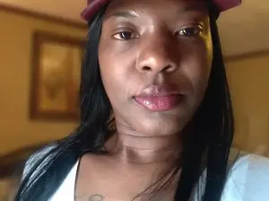 Myfreecams Live Sex Cam of BlaccSoSexy