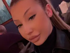 Myfreecams Watch Live Sex Cams of Lora_Luv