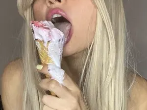 Myfreecams Private Sex Chat of MoonLush