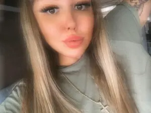 Myfreecams Adult Video Chat of ValeriCutiexx