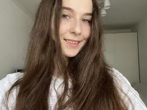 Myfreecams Live Sex Cam of Chantwow