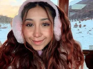 Myfreecams Sex Cam of Cristal_kat
