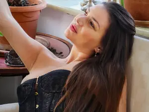 Myfreecams Sex Cam of JasmineNoir