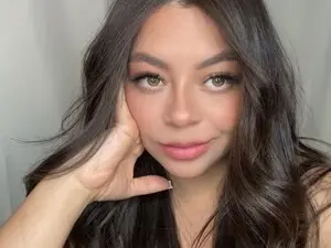 Myfreecams Private Sex Chat of Sarah_boneth