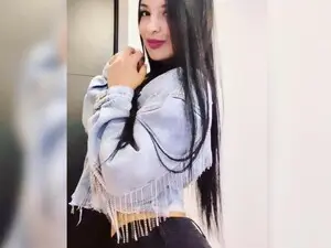 Myfreecams Live Sex Cam of SweetyHottie